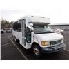 Image 2 : 2004 Ford E-450 Super Duty