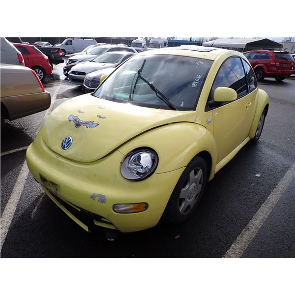 2000 Volkswagen New Beetle