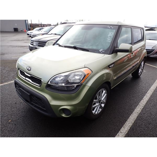 2013 Kia Soul RUNS WITH MECHANICAL PROBLEMS
