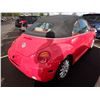 Image 3 : 2004 Volkswagen New Beetle RUNS WITH MECHANICAL PROBLEMS