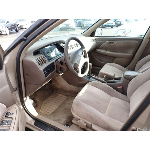 Vehicle photo 5
