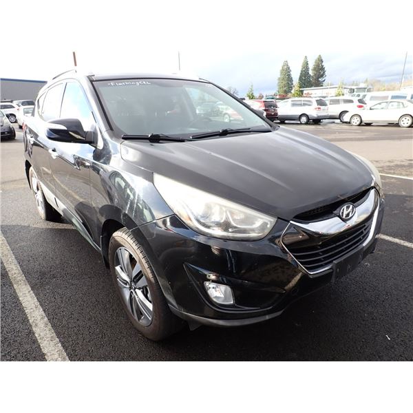 Vehicle photo 2