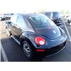 Image 4 : 2010 Volkswagen New Beetle