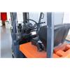 Image 4 : toyota 3 stage 2000 lb. electric forklift
