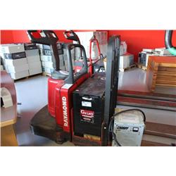 raymond 112tm-fre80l electric pallet mover with