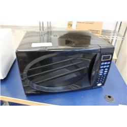 danby black microwave oven