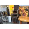 Image 1 : 11 brown stacking chairs