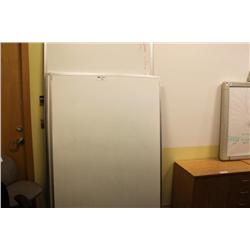 4 large white boards