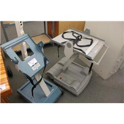 2 instrument carts