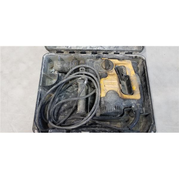DEWALT HAMMER DRILL IN CASE