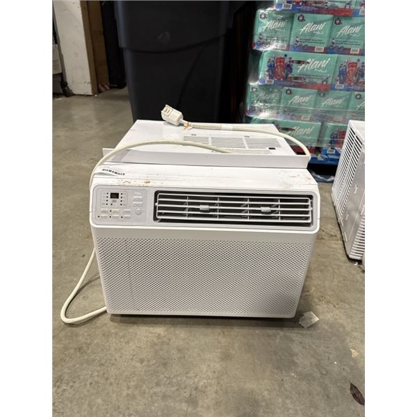 TCL 12K BTU WINDOW MOUNT AIR CONDITIONER, WORKING