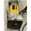 Image 3 : DEWALT 120V ROUTER AND BLACK AND DECKER CIRCULAR SAW