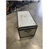 Image 3 : STYLE VINTAGE METAL SIDED STEAMER TRUNK