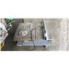 Image 1 : BEAVER POWER TOOLS CAST IRON TABLE SAW