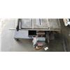 Image 2 : BEAVER POWER TOOLS CAST IRON TABLE SAW