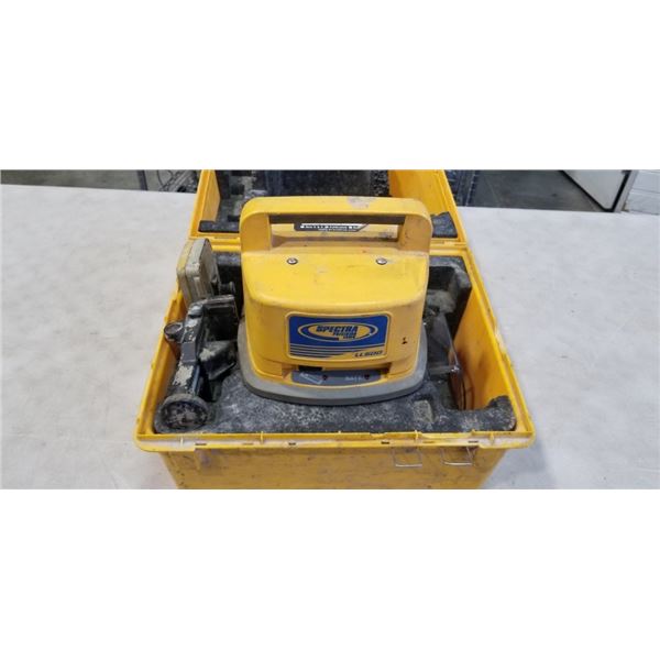 SPECTRA PRECISION LASER LEVEL IN CASE