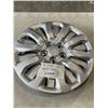 Image 1 : 4 KIA 16" HUBCAPS