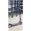 Image 1 : 5TH WHEEL ELECTRIC SCOOTER, NO CHARGER, UNKNOWN CONDITION