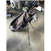 Image 3 : GOLF BAG WITH JOHN DALY OVERSTIZE WOODS AND WILSON IRONS