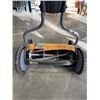 Image 6 : PUSH LAWN MOWER
