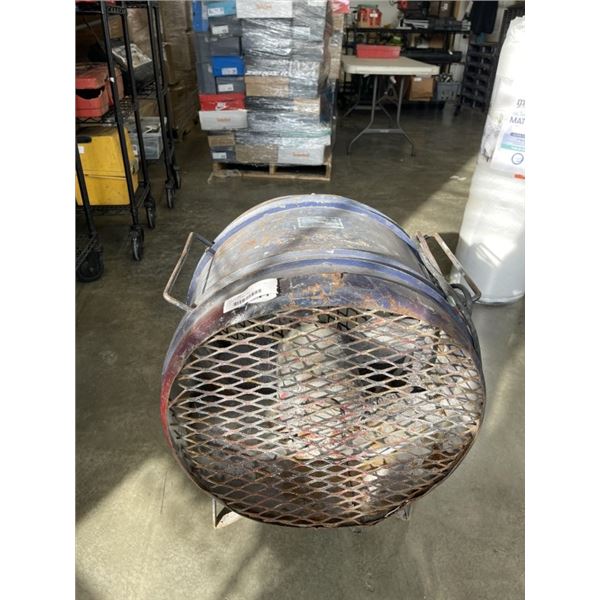 LARGE INDUSTRIAL FAN