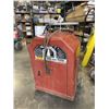 Image 1 : VINTAGE LINCOLN WELDER, 225 AMP LINCWELDER