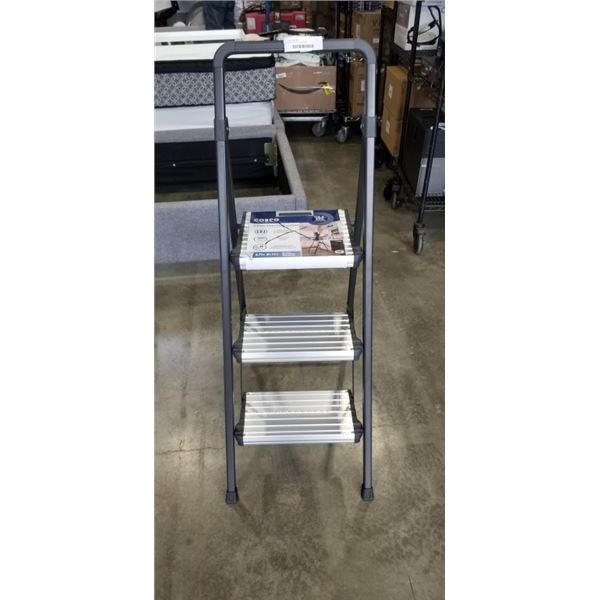 NEW COSCO 3 STEP LADDER