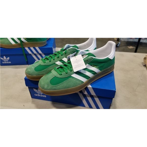 NEW ADIDAS GAZELLE RUNNERS SHOES SIZE MENS  11.5