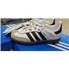 Image 2 : 2 NEW PAIRS OF ADIDAS SAMBA OG EL I, SIZE YOUTH 6.5