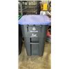Image 5 : 3 BRAND NEW STACKING WITH LID GARBAGE BINS - GARBAGE, COMPOST AND RECYCLING, 22" X 24"X 35" 80 GALLO