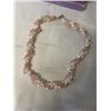 Image 2 : TWISTED NATURAL ROSE QUARTZ AND FAUX PEARLS NECKLACE AND MISC MOTHER OF PEARL JEWELRY