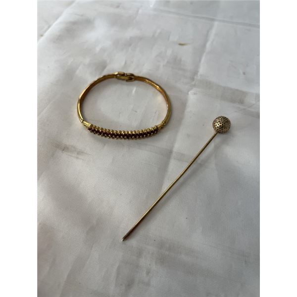 VINTAGE GOLD COLOUR W/ RUBY RED STONES HINGED BANGLE AND HAIR PIN
