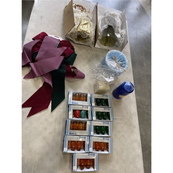 ASSORTED COLLECTOR HOLIDAY DOLLS