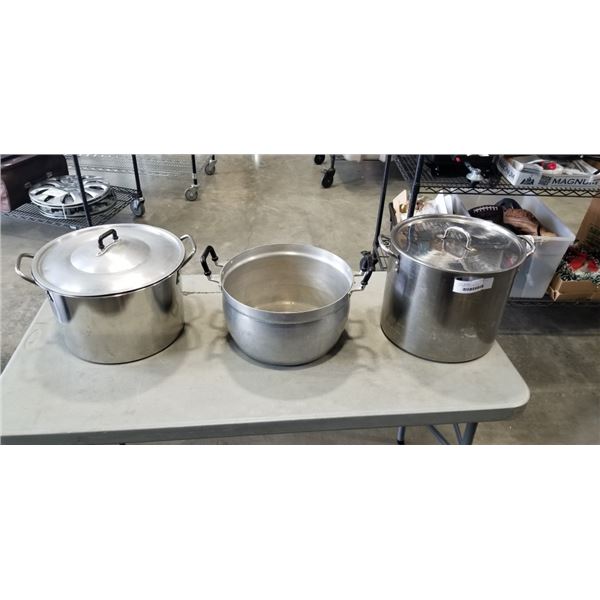 3 COMMERCIAL STOCK POTS