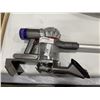 Image 2 : DYSON V7 ADVANCED CORDLESS STICK VACUUM - TESTED WORKING