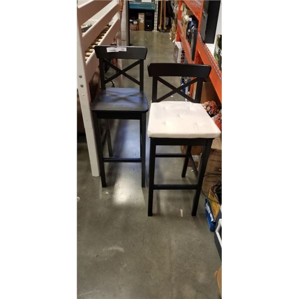 2 IKEA BARSTOOLS