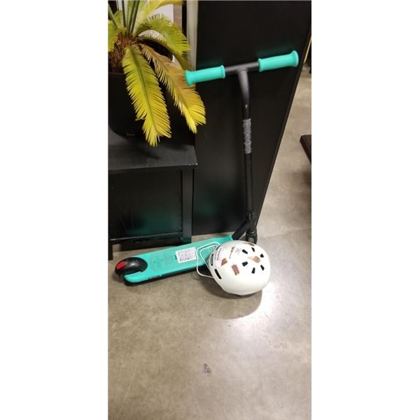 SEGWAY EKICKSCOOTER ZING A6 WITH CHARGER