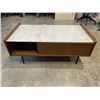 Image 1 : STRUCTUBE COFFEE TABLE