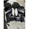 Image 3 : 2 SETS OF BOXING GLOVES