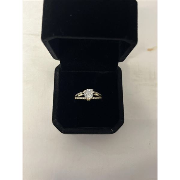 NEW 14K GOLD PLATED 1.0CT CUSHION CUT SIMULATED DIAMOND (CZ) CHANEL RING - SIZE 6