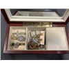 Image 4 : BOMBAY CO. JEWELLERY BOX AND ASSORTED ESTATE JEWELLERY, RINGS NECKLACE ETC