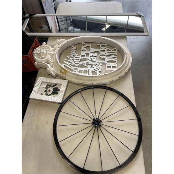 DRESSING MIRROR METAL DECOR AND FRAME