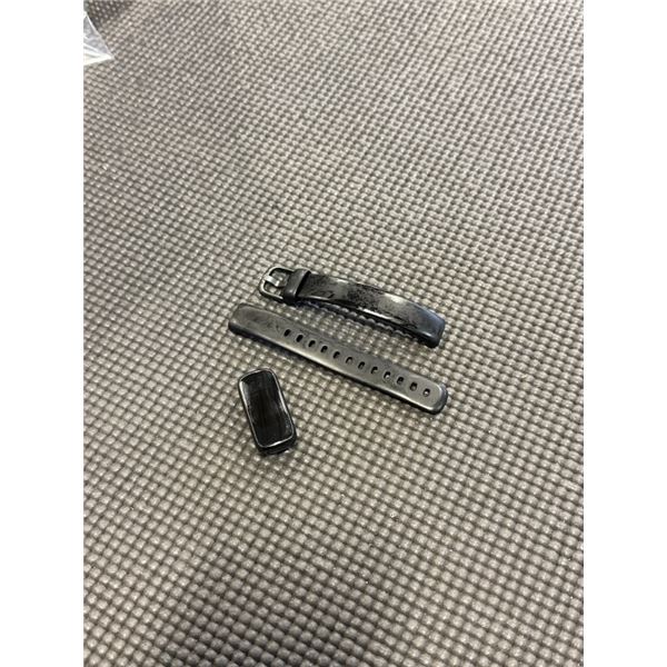 FITBIT LUXE SMARTWATCH - TESTED WORKING