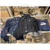 Image 1 : 2 NEW LADIES BOOHOO SIZE 6 JEAN JACKETS AND NEW SIZE JACK AND JONES JEANS SIZE 28