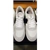 Image 4 : 3 NEW PAIRS OF MENS SIZE 9 SNEAKERS