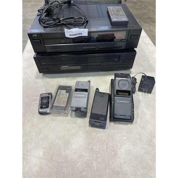 JVC AND YAMAHA COMPACT DISC PLAYERS, AND BAG OF VINTAGE CELLPHONES