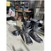 Image 1 : PUMA SIZE 12 MOTORCYCLE BOOTS AND VISORS