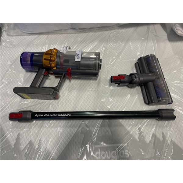 DYSON V11 CORDLESS STICK VACUUM -  TESTED WORKING, RETAIL $799