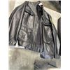 Image 2 : 2 MENS LEATHER JACKETS