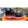 Image 3 : NEW NIKE FLEX RUNNER 2 BLACK / WHITE SIZE 5Y